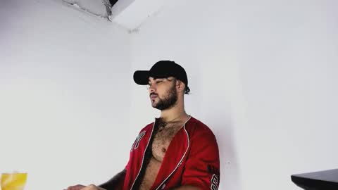 Snapshot of tommy_sccott chatting on October 26, 2025, 11:09 pm tommy_sccott online show from October 26, 2025, 11:09 pm