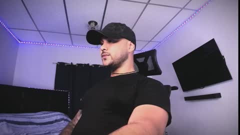 Snapshot of tommy_sccott chatting on March 4, 2026, 9:21 pm tommy_sccott online show from March 4, 2026, 9:21 pm