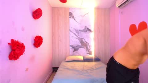 Snapshot of tommy_sweet1 chatting on February 27, 2025, 10:15 am tommy_sweet1 online show from February 27, 2025, 10:15 am