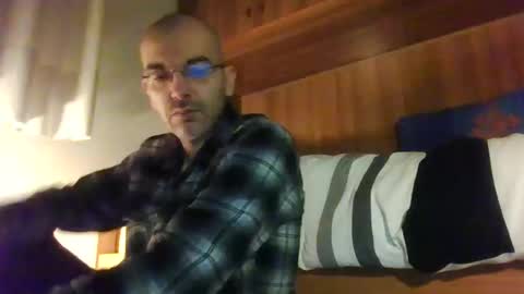 Snapshot of tommycorner chatting on March 5, 2025, 9:04 pm tommycorner online show from March 5, 2025, 9:04 pm