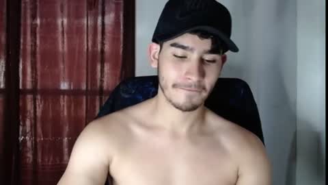 Snapshot of tommycutee21 chatting on July 21, 2026, 9:39 pm tommycutee21 online show from July 21, 2026, 9:39 pm