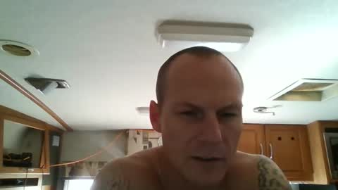 tommygunsfit online show from November 20, 2025, 8:08 pm