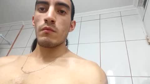 Snapshot of tommypv20 chatting on December 19, 2024, 1:18 am Tommy online show from December 19, 2024, 1:18 am