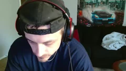 Snapshot of tommystrokes_ chatting on April 20, 2026, 5:05 pm Tommy Strokes online show from April 20, 2026, 5:05 pm