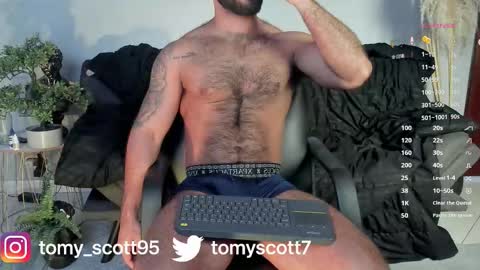 tomy_scott6 online show from February 11, 2026, 8:36 pm