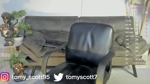 tomy_scott6 online show from May 25, 2026, 9:21 pm