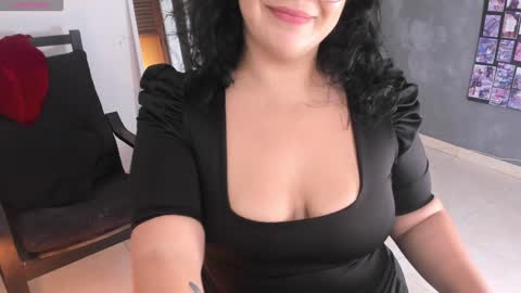 lady blue online show from January 6, 2025, 11:31 pm