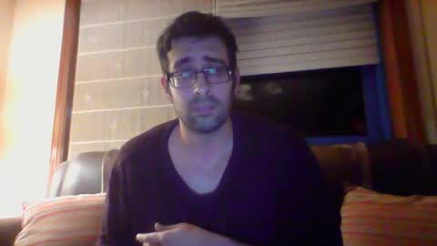 toni640128 online show from December 3, 2024, 12:02 am