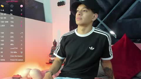 tony_petrov online show from June 11, 2026, 6:33 am