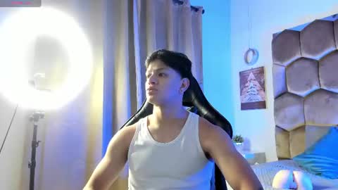 tony_petrov online show from July 4, 2026, 4:18 am
