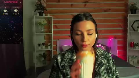 Snapshot of tonya_lamb chatting on February 15, 2025, 6:12 am Tonya online show from February 15, 2025, 6:12 am