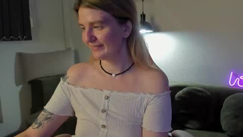 Tonya online show from July 5, 2026, 1:12 am