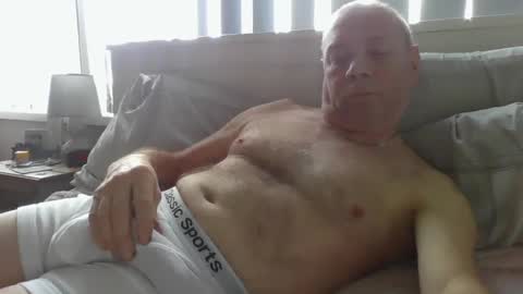 Snapshot of tonygibbson62 chatting on February 5, 2025, 9:57 am tonygibbson62 online show from February 5, 2025, 9:57 am