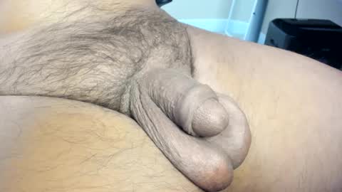 Snapshot of tonyisback2023 chatting on October 13, 2025, 3:39 am tonyisback2023 online show from October 13, 2025, 3:39 am