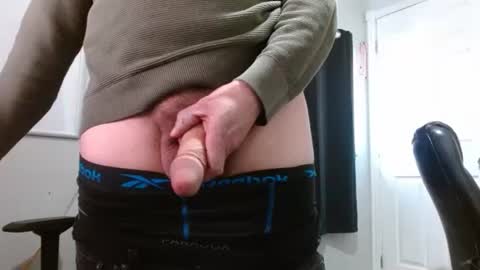 tonytonytony3001 online show from January 8, 2025, 5:26 pm