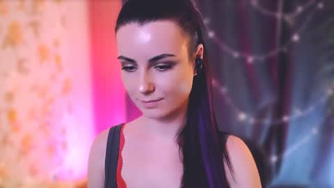 Elizabeth online show from January 10, 2025, 7:32 pm