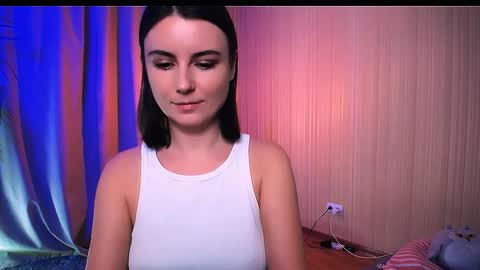 Elizabeth online show from December 18, 2025, 4:02 pm