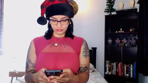 Snapshot of toothyy chatting on December 25, 2024, 12:48 am toothyy online show from December 25, 2024, 12:48 am