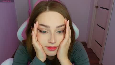 Yara online show from December 8, 2024, 3:21 am