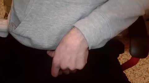 Snapshot of topg84 chatting on December 25, 2024, 6:52 pm Topg84 online show from December 25, 2024, 6:52 pm