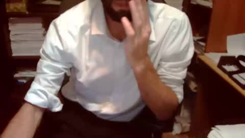 Snapshot of topg84 chatting on September 16, 2025, 6:31 pm Topg84 online show from September 16, 2025, 6:31 pm