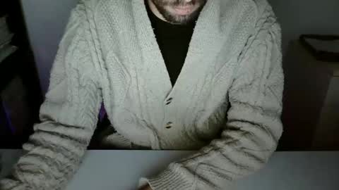 Snapshot of topg84 chatting on November 30, 2025, 3:05 pm Topg84 online show from November 30, 2025, 3:05 pm