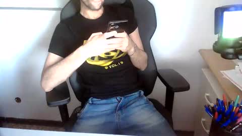 Snapshot of topg84 chatting on May 25, 2026, 4:46 pm Topg84 online show from May 25, 2026, 4:46 pm