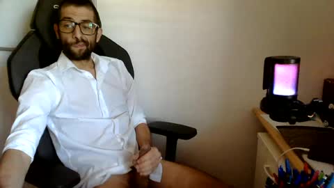 Snapshot of topg84 chatting on June 13, 2026, 2:37 pm Topg84 online show from June 13, 2026, 2:37 pm