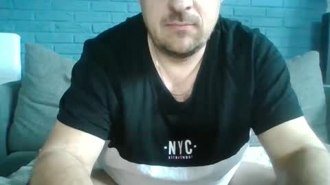 tophunk84 online show from April 10, 2026, 7:24 am