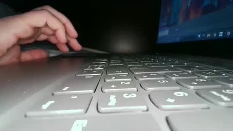 toponipi10 online show from December 31, 2024, 3:31 pm