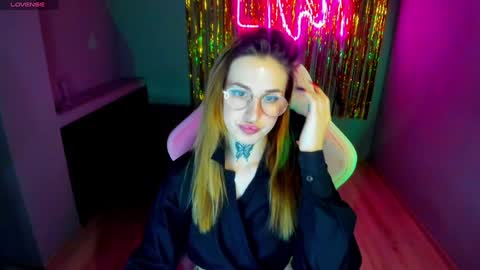 Snapshot of tora_20 chatting on December 10, 2024, 4:49 pm tora online show from December 10, 2024, 4:49 pm