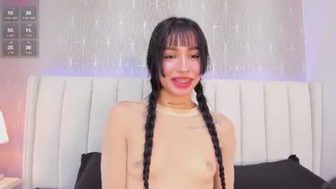 Snapshot of tori_gaviria chatting on July 18, 2026, 12:53 pm Tori Gaviria online show from July 18, 2026, 12:53 pm