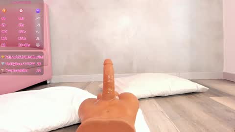 Tori  online show from February 21, 2025, 12:49 am