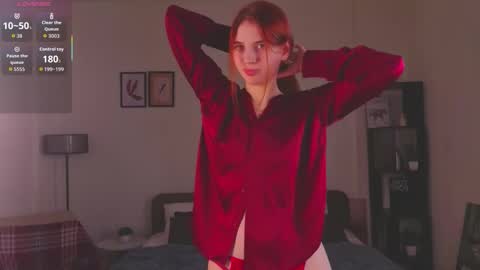 Snapshot of toshikolootens chatting on February 7, 2026, 1:31 am Mari online show from February 7, 2026, 1:31 am