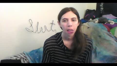 Snapshot of totalfuckingadorable chatting on October 29, 2025, 8:32 pm Luna online show from October 29, 2025, 8:32 pm