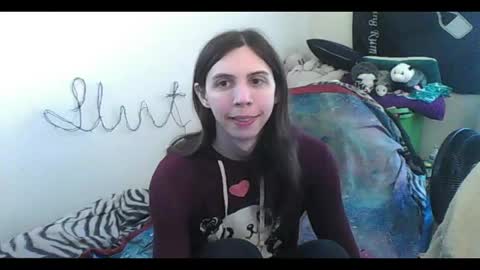 Luna online show from April 29, 2026, 9:10 pm