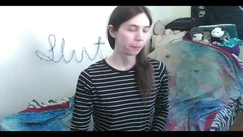 Luna online show from May 3, 2026, 10:27 pm