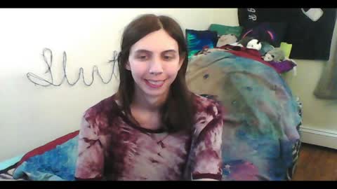 Luna online show from May 11, 2026, 2:28 am