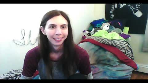 Luna online show from May 26, 2026, 3:02 am
