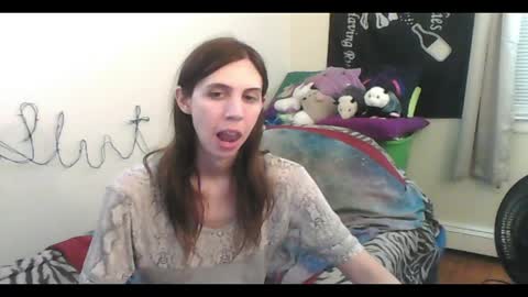 Luna online show from June 8, 2026, 2:34 am