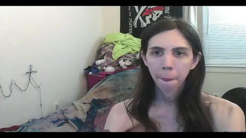 Luna online show from June 15, 2026, 1:08 am