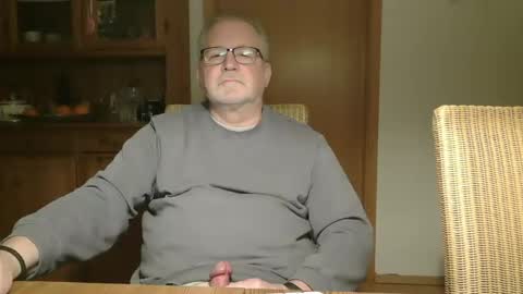 toto758 online show from January 14, 2025, 4:29 pm