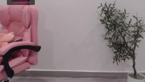 Angelina online show from October 14, 2025, 3:51 am