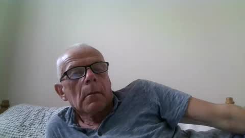 Snapshot of touche5656607203 chatting on June 2, 2026, 10:50 am touche5656607203 online show from June 2, 2026, 10:50 am