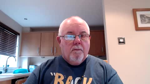 Snapshot of touchwood25 chatting on February 12, 2026, 10:43 am TOUCHWOOD25 online show from February 12, 2026, 10:43 am