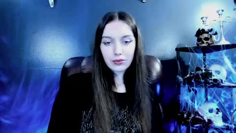 toxicdomme online show from April 27, 2026, 7:23 pm