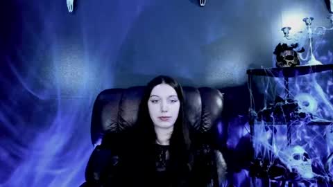 toxicdomme online show from May 4, 2026, 4:03 pm