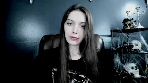 toxicdomme online show from May 11, 2026, 4:04 pm