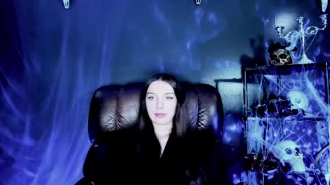 toxicdomme online show from May 12, 2026, 6:05 pm