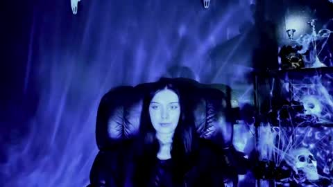 toxicdomme online show from May 19, 2026, 6:03 pm